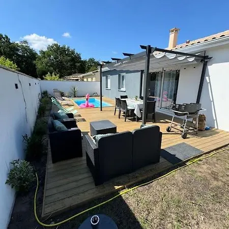 Confortable Maison Avenue Du Cap Ferret Holiday home Saint-Jean-d'Illac