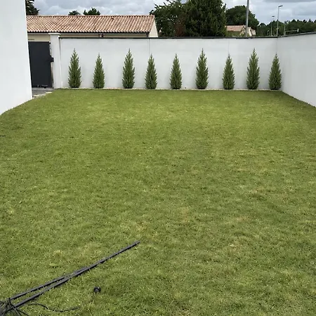 Holiday home Confortable Maison Avenue Du Cap Ferret Saint-Jean-d'Illac